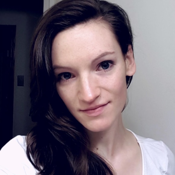 Meet your Posher, Aspen - Picture 1 of 1